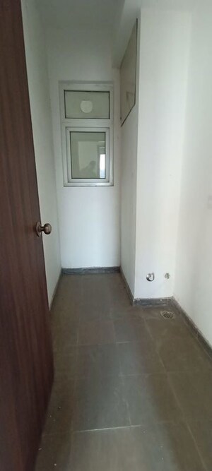 Room in 3 BHK Apartment at Umang Winter Hills, Sector 77 – for Sale