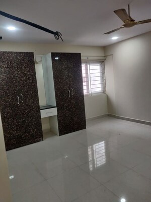 Room in 3 BHK Apartment at SMR Vinay Iconia Hyderabad, Kondapur – for Rent