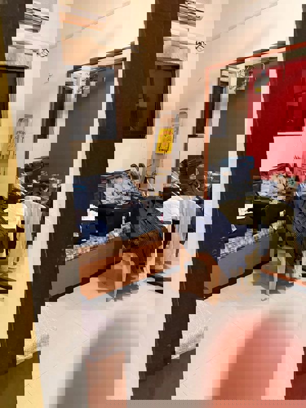 2 BHK Apartment For Rent in Dadar West