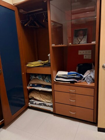 Furnished Amenities in 2 BHK Apartment at Dadar West – for Rent