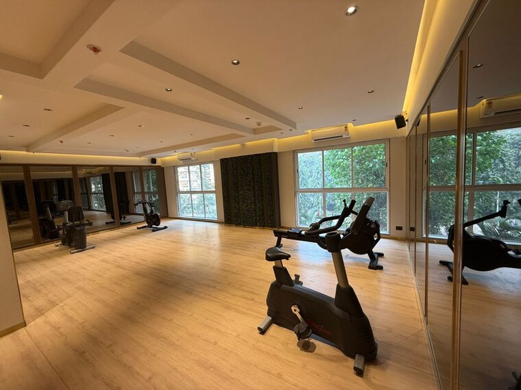  Parking, runwal-nirvana 2 Bedroom 708 Sq.Ft. Apartment In Parel Mumbai 9694533