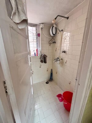 Bathroom in 1 BHK Apartment at Bandra West – for Rent