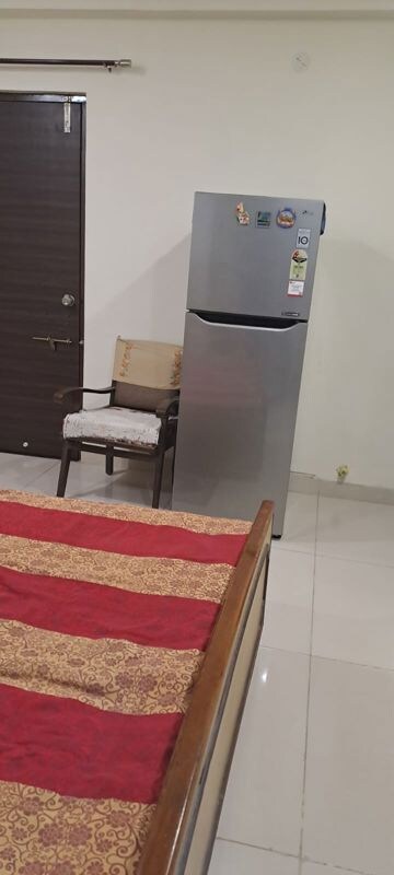 Bedroom in 1 BHK Apartment at Clark Town – for Rent