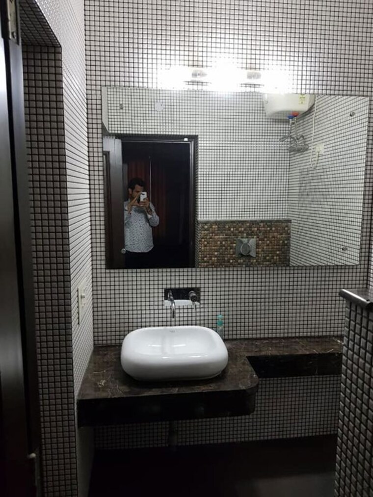 Bathroom, sector 10a 2 Bedroom 1705 Sq.Ft. Independent House In Sector 10a Gurgaon 9694908