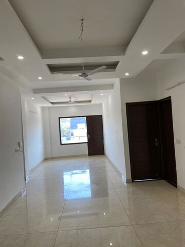 Building Lobby in 2 BHK Independent House at Sector 10a – for Rent
