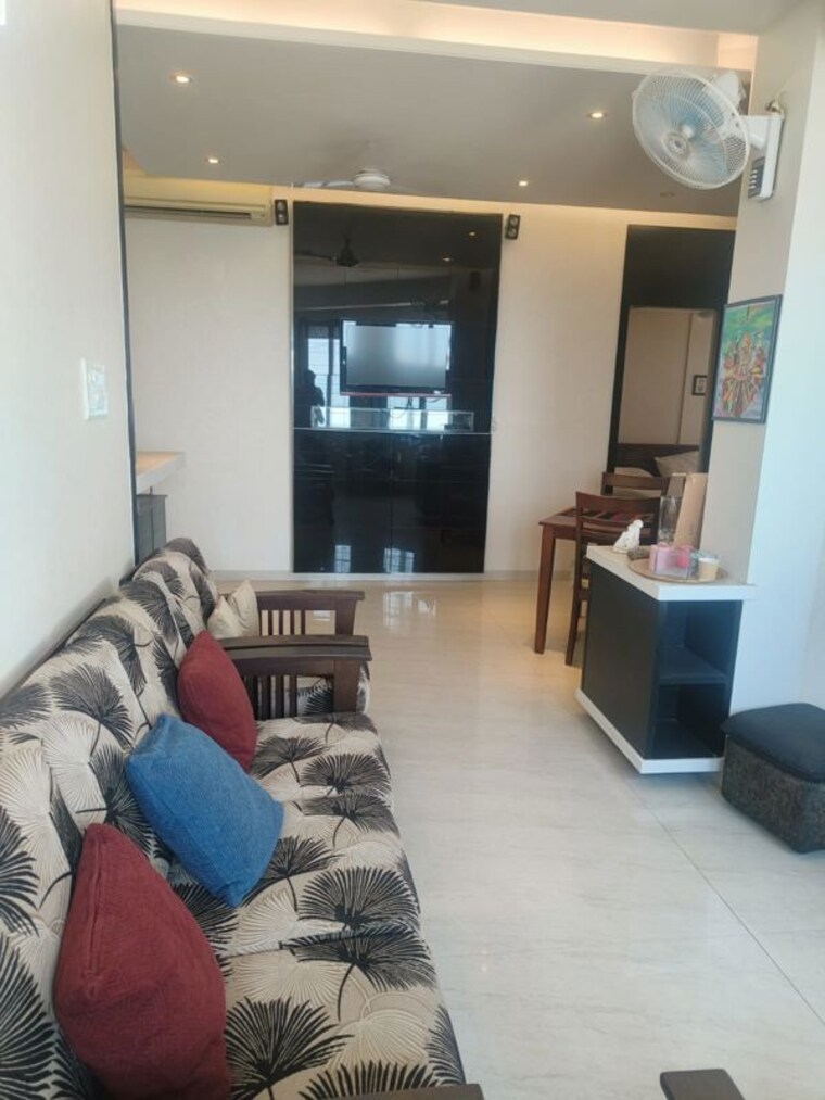 Living Room, dadar west 2 Bedroom 800 Sq.Ft. Apartment In Dadar West Mumbai 9695194