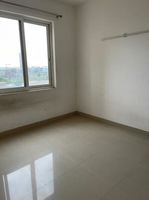 Room in 2 BHK Apartment at Alphacorp Gurgaon One 84, Sector 84 – for Sale