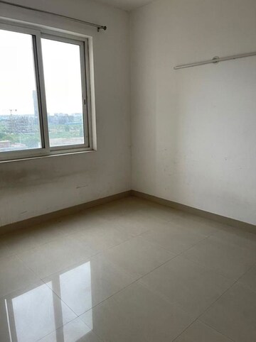 Room in 2 BHK Apartment at Alphacorp Gurgaon One 84, Sector 84 – for Sale