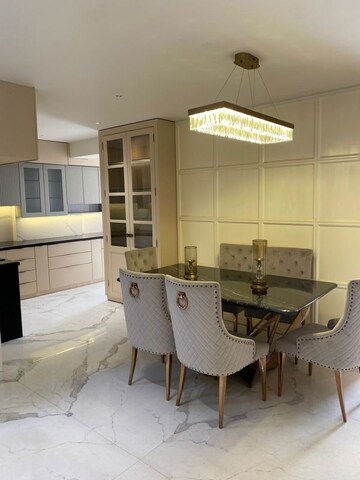 Team Area in 3 BHK Builder Floor at Amolik Residency, Sector 86 – for Sale