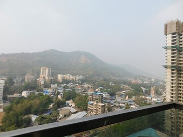 Swimming Pool in 3 BHK Apartment at Sheth Montana, Mulund West – for Sale