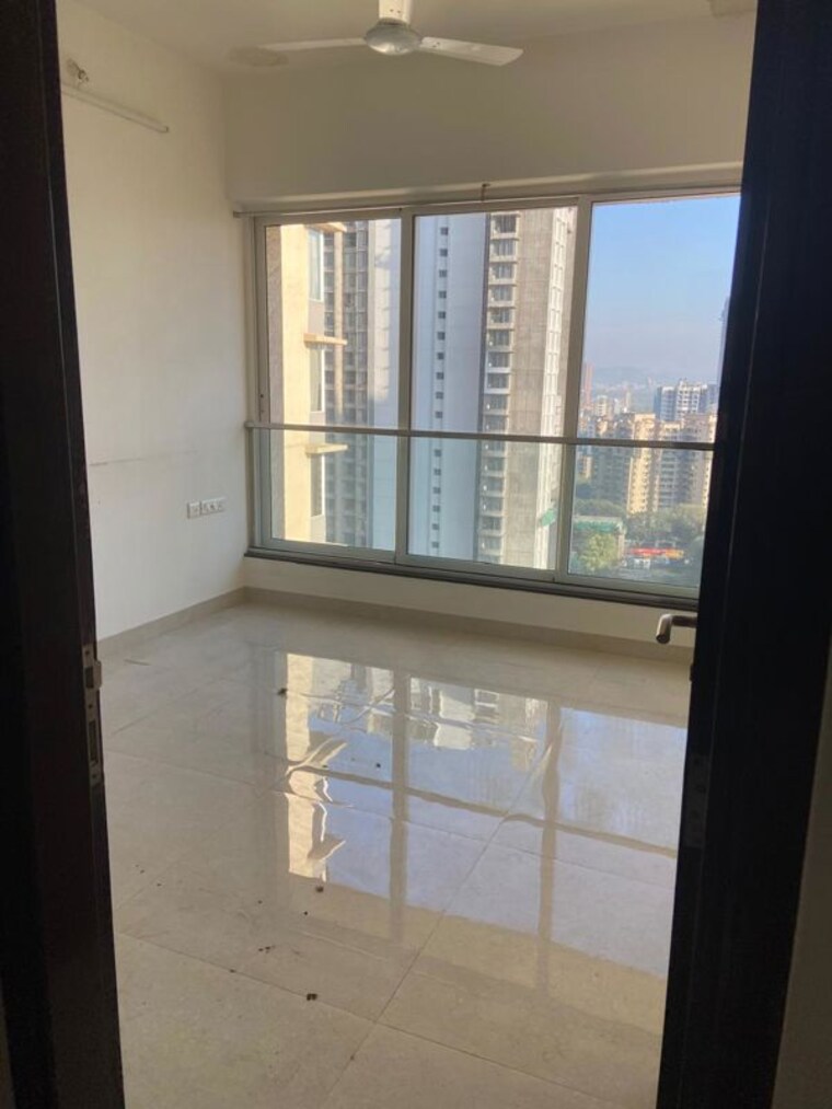 Room, sheth-montana 2 Bedroom 688 Sq.Ft. Apartment In Mulund West Mumbai 9695960