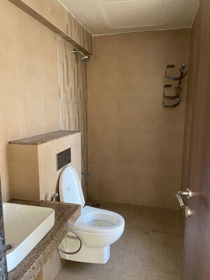 Bathroom in 2 BHK Apartment at Sheth Montana, Mulund West – for Sale