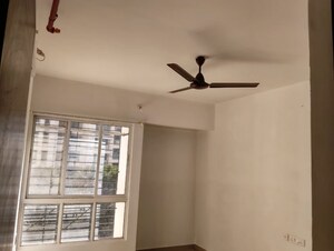 Room in 2 BHK Apartment at DB Parkwoods, Kasarvadavali – for Rent