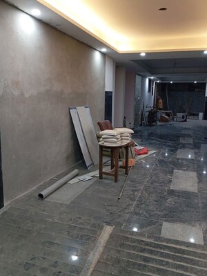 Parking in 3 BHK Independent House at Sector 10a – for Rent