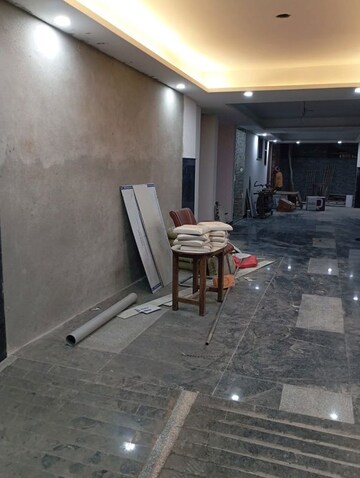 Parking in 3 BHK Independent House at Sector 10a – for Rent