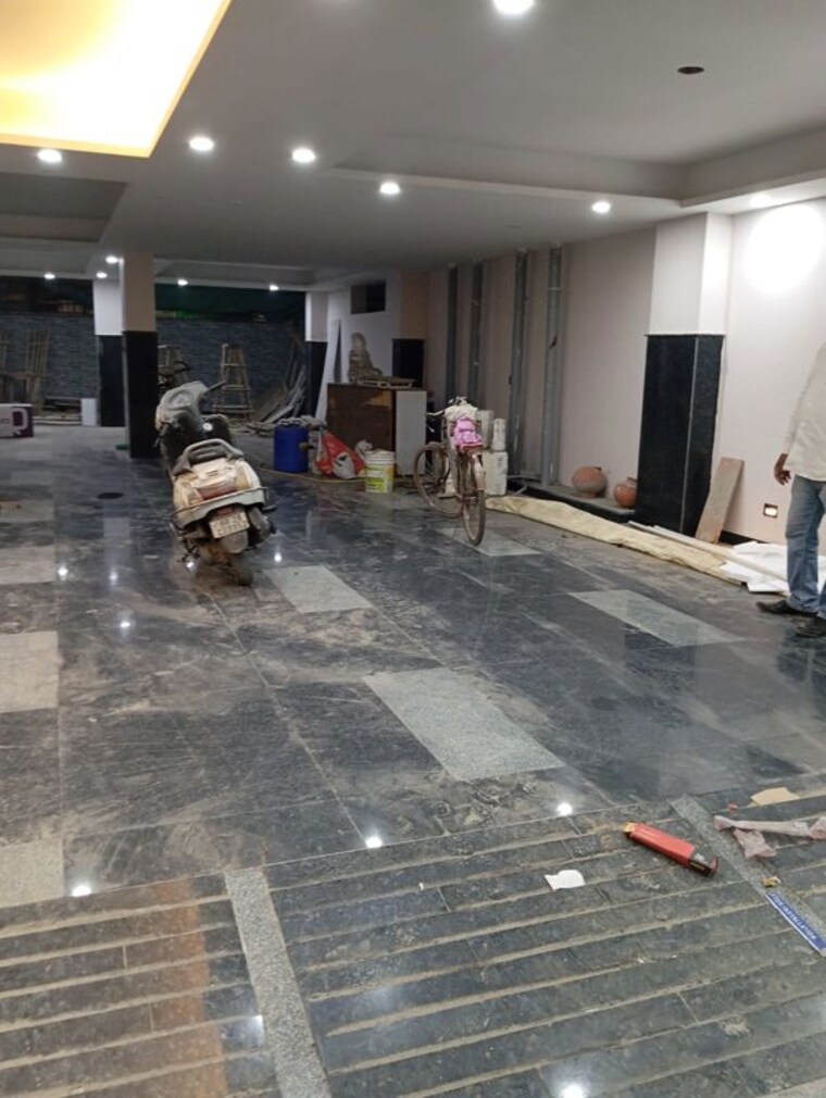  Parking, sector 10a 3 Bedroom 2100 Sq.Ft. Independent House In Sector 10a Gurgaon 9696132