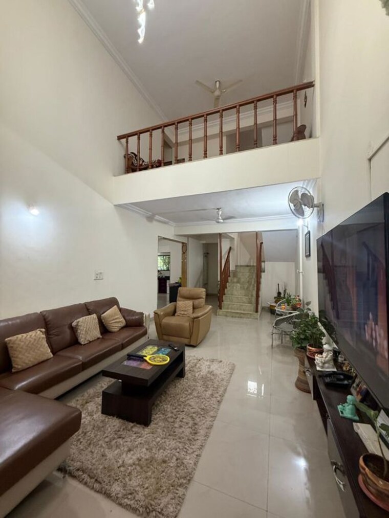 Living Room, mont-vert-montclaire 3 Bedroom 198 Sq.Yd. Independent House In Pashan Pune 9696217