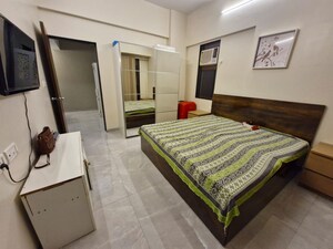 Bedroom in 3 BHK Apartment at Dadar West – for Rent