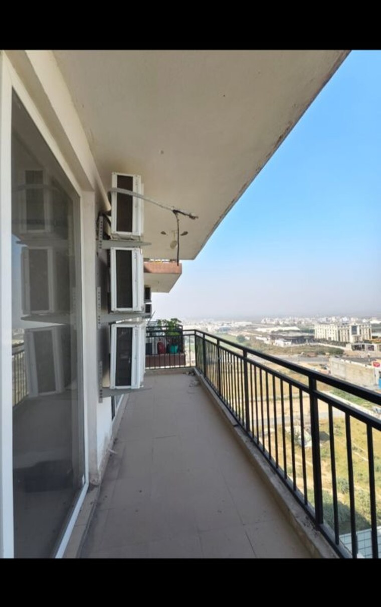 Balcony, suncity-avenue-102 2 Bedroom 605 Sq.Ft. Apartment In Sector 102 Gurgaon 9535955