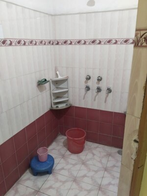 Bathroom in 2 BHK Independent House at Gomti Nagar – for Rent