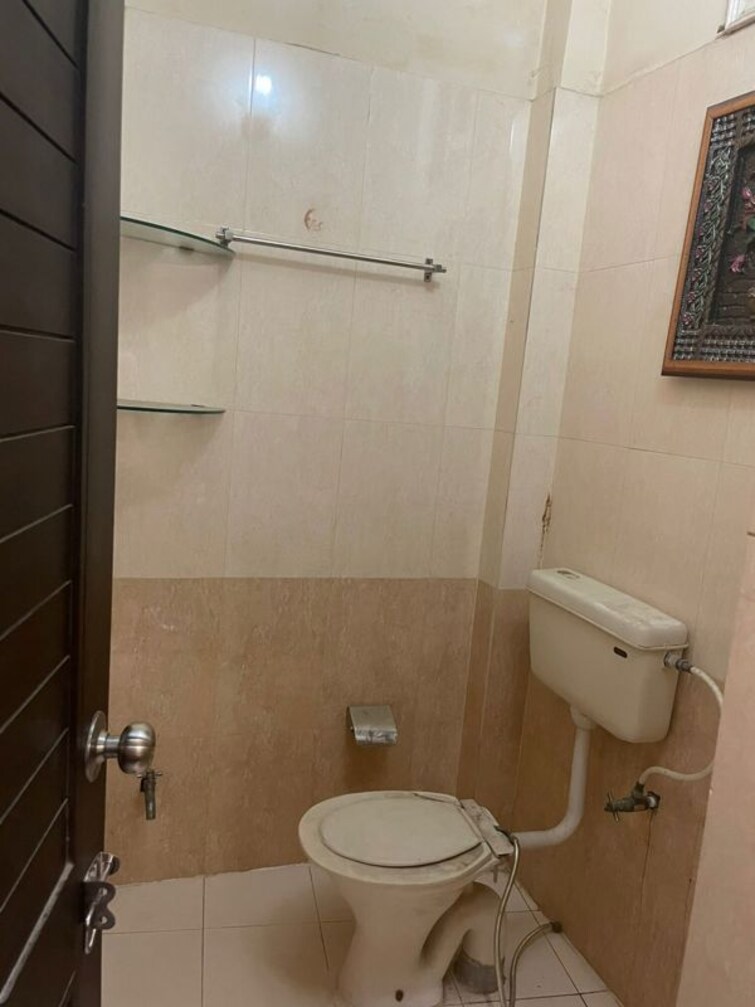 Bathroom, sector 21d 4 Bedroom 3000 Sq.Ft. Independent House In Sector 21d Faridabad 9696666