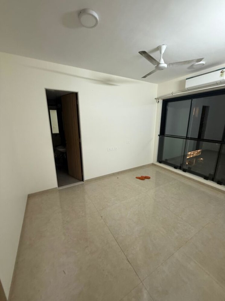 Room, dosti-eastern-bay-phase-1 2 Bedroom 686 Sq.Ft. Apartment In Wadala Mumbai 9696673