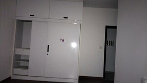 Furnished Amenities in 3 BHK Apartment at Oberoi Realty Esquire, Goregaon East – for Sale