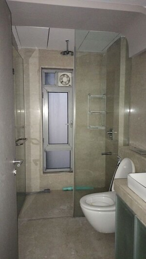 Bathroom in 3 BHK Apartment at Oberoi Realty Esquire, Goregaon East – for Sale