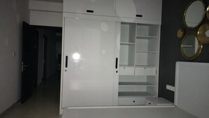 Furnished Amenities in 3 BHK Apartment at Oberoi Realty Esquire, Goregaon East – for Sale