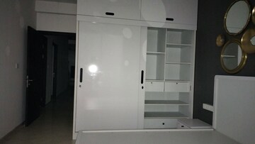 Furnished Amenities in 3 BHK Apartment at Oberoi Realty Esquire, Goregaon East – for Sale