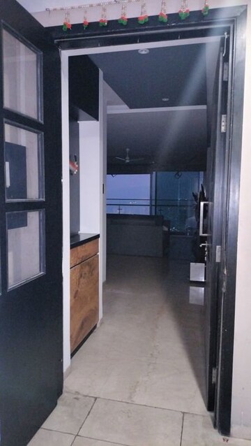  3 BHK Apartment at Oberoi Realty Esquire, Goregaon East – for Sale