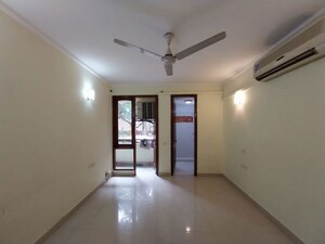 Room in 3 BHK Apartment at Ambience Island, Sector 24 – for Rent