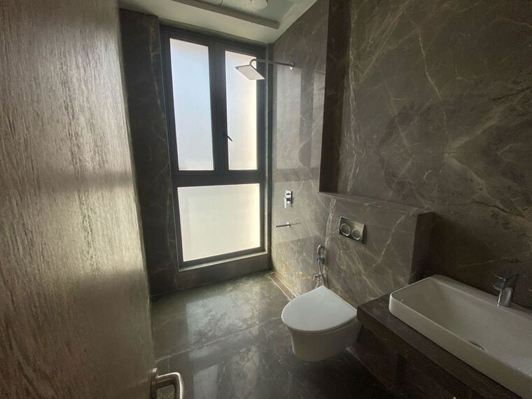 Bathroom, prestige-jasdan-classic 4 Bedroom 2195 Sq.Ft. Apartment In Mahalaxmi Mumbai 9696927