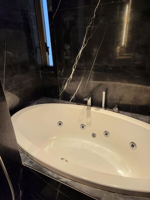 Team Area in 4 BHK Apartment at Lodha Trump Tower, Worli – for Rent