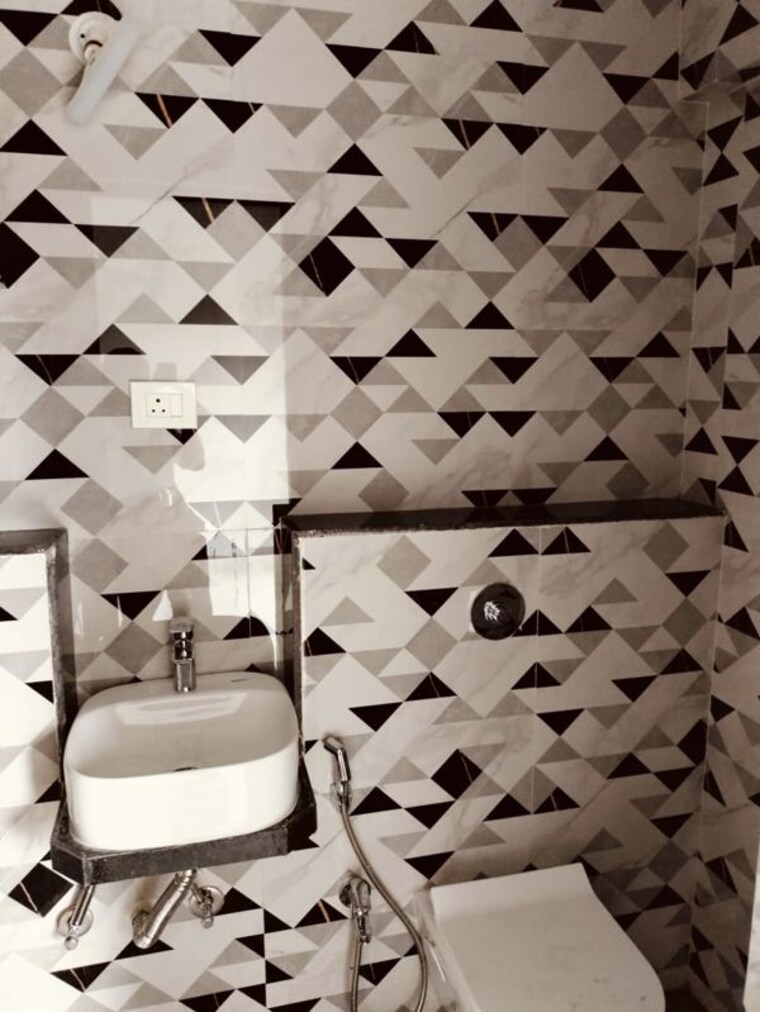 Bathroom, roha-vatika 1 RK 350 Sq.Ft. Apartment In Kurla East Mumbai 9697057