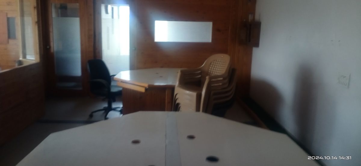 Office Space For Rent in Old Padra Road