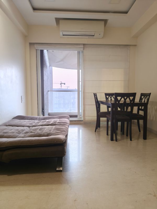 2 BHK Apartment For Rent in Metro The Palms