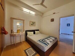 Bedroom in 1.5 BHK Apartment at Defence Colony – for Rent