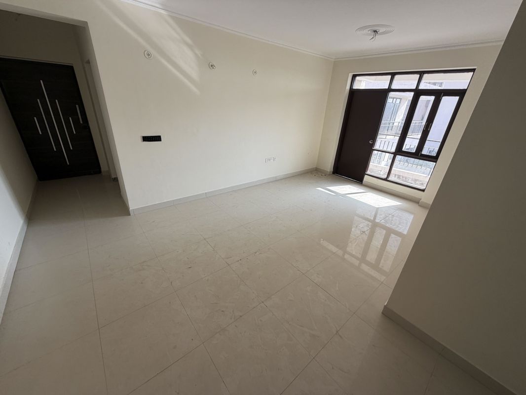 2 BHK Apartment For Rent in Cosmos Express 99