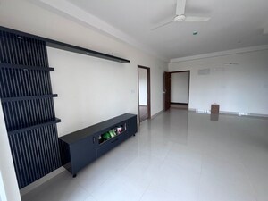 Room in 3 BHK Apartment at Monarch Aqua, Kr Puram – for Sale