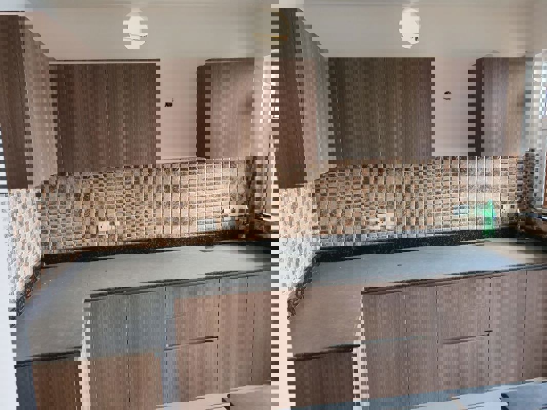 3 BHK Builder Floor For Rent in BPTP Amstoria