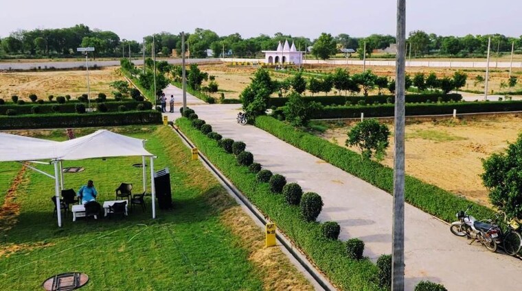 Garden, tappal  270 Sq.Yd. Plot In Tappal Aligarh 9697568