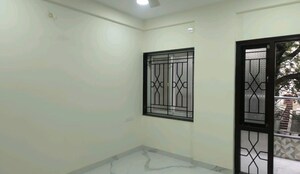 Room in 3 BHK Builder Floor at Dar Al Aman Apartment, Benson Town – for Rent