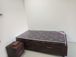 Bedroom in Studio Apartment at Wadgaon Sheri – for Rent