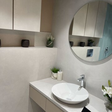 Bathroom in 1 BHK Apartment at Powai – for Sale