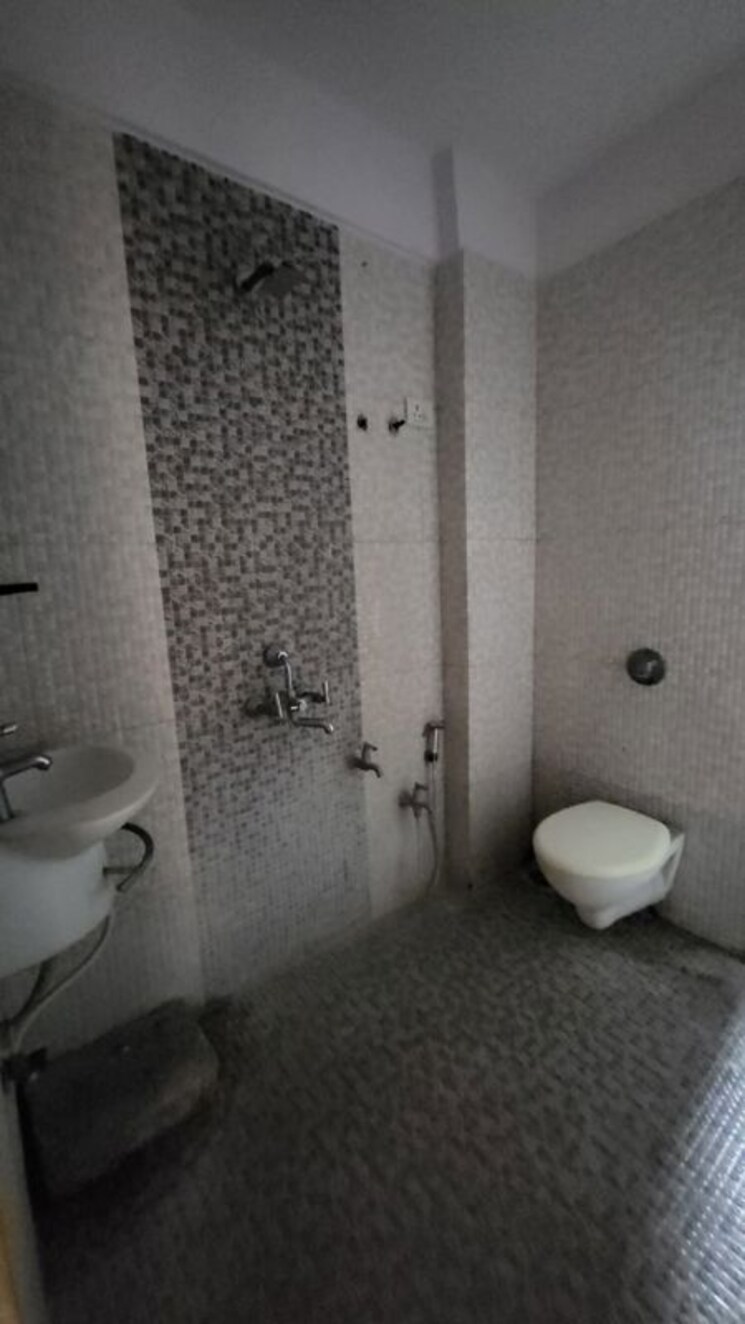 Bathroom, squarefeet-imperial-square 1 Bedroom 400 Sq.Ft. Apartment In Ghodbunder Road Thane 9697948