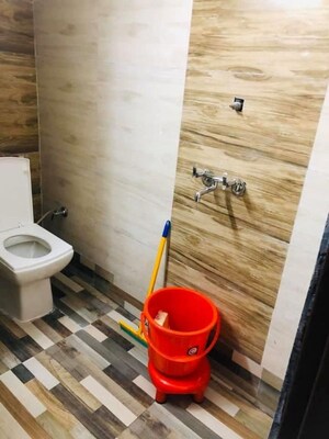 Bathroom in 1.5 BHK Builder Floor at DLF Pink Town House, Dlf City Phase 3 – for Rent