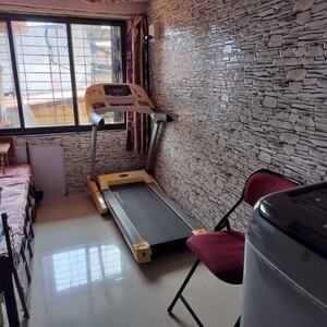 Team Area in 2 BHK Apartment at Andheri East – for Sale