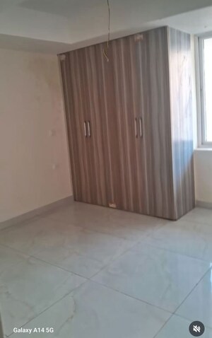 Room in 3 BHK Apartment at Maya Garden City, Lohgarh – for Rent