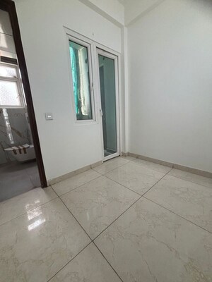 Room in 2 BHK Apartment at Godrej Palm Retreat, Sector 150 – for Sale